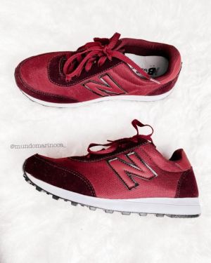 Tênis New Balance Vinho