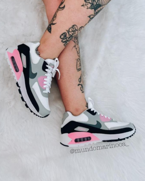 Tênis Nike Cinza Rosa