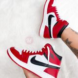 Tenis-Nike-Jordan-vermelho.jpeg