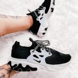 Tenis-Nike-Preto-Branco.jpeg